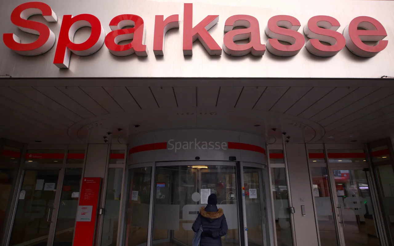 Opnieuw bankroof in Duitsland: 20 kilo goud gestolen bij Sparkasse, medewerker verdacht