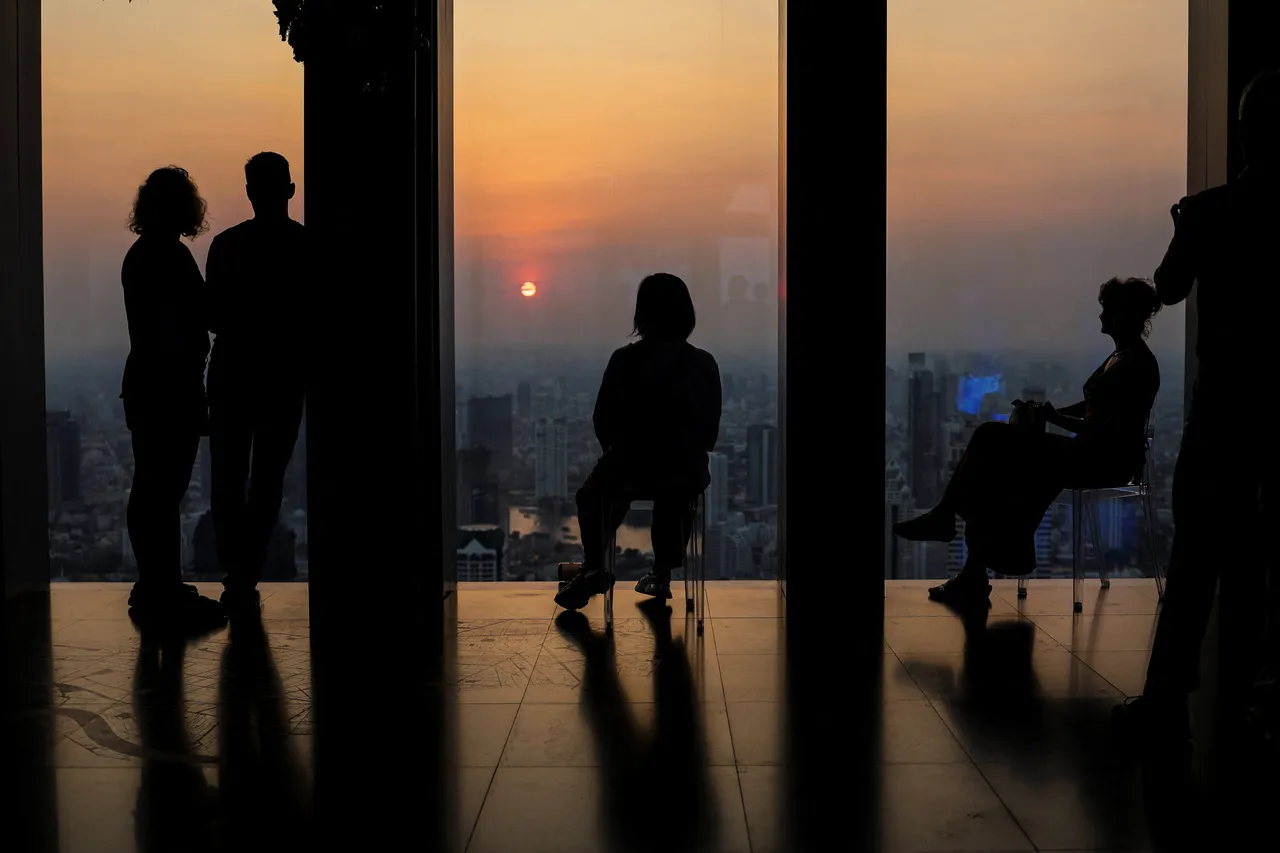 AS gantung perkhidmatan visa 75 negara termasuk Thailand