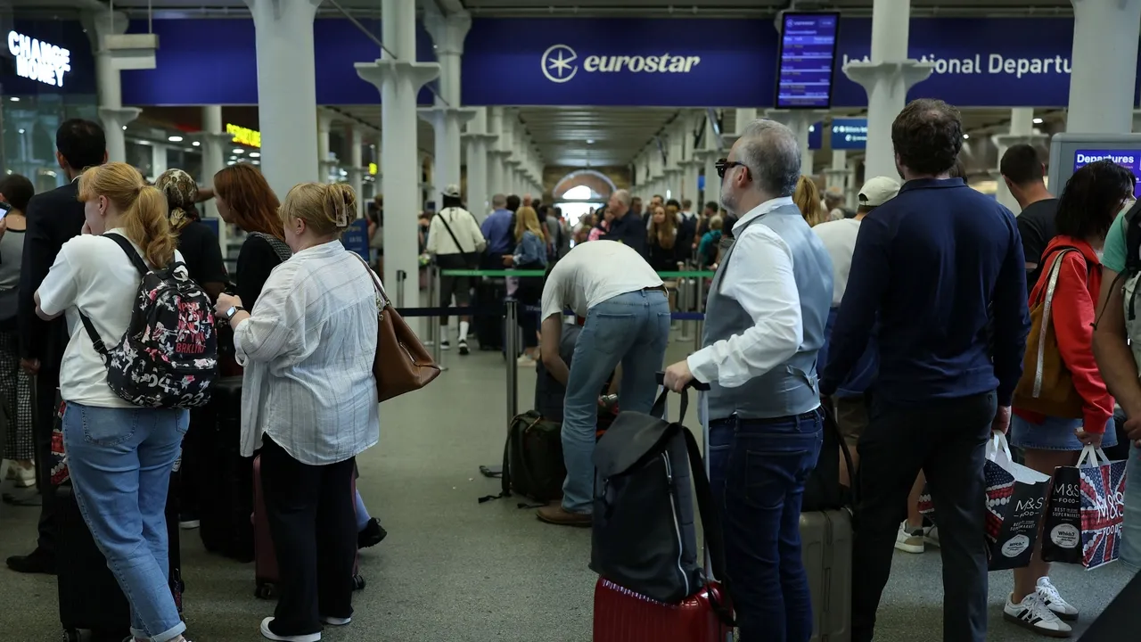 Eurostar suspende todos os comboios com destino e partida de Londres gerando o caos