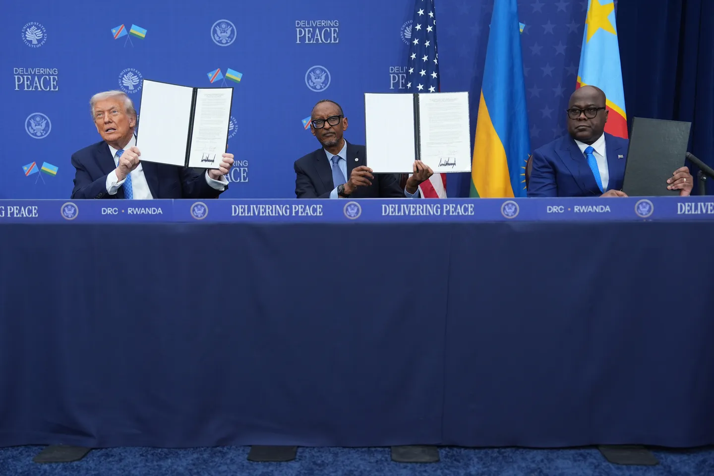 Accord de paix signé entre la RDC et le Rwanda sous l’œil de Trump