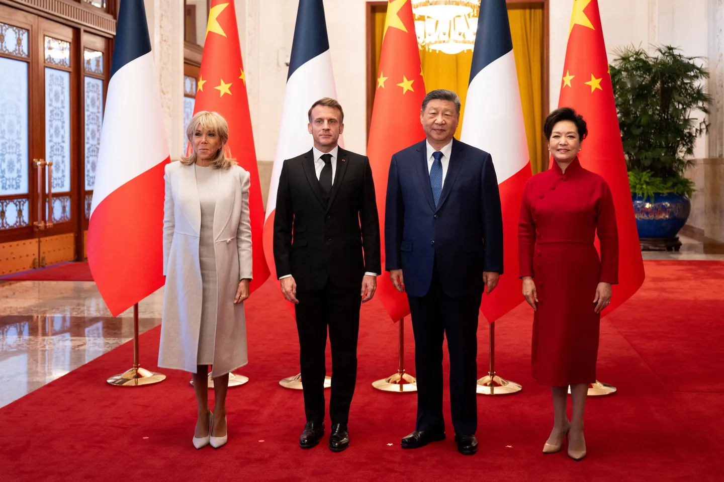 프랑스의 마크롱, 중국 방문 중 '평화, 경제 재균형' 의제 논의 예정