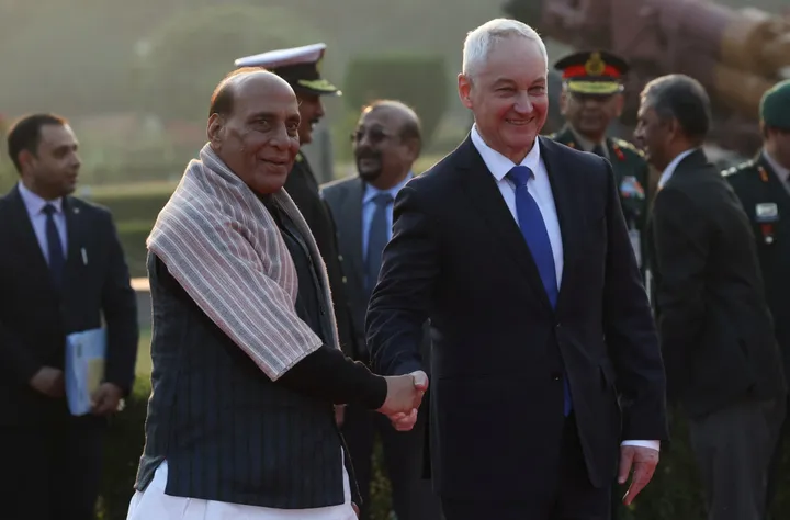 भारतीय और रूसी रक्षा प्रमुखों ने रक्षा और 'विशिष्ट प्रौद्योगिकियों' पर सहयोग पर चर्चा की