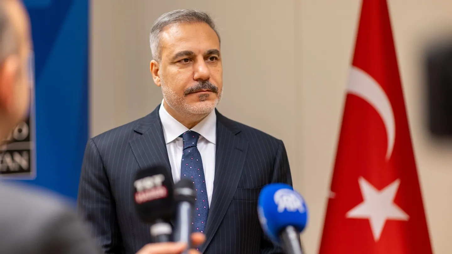 フィダン外相:「ロシア・ウクライナ間の和平合意は欧州の未来も形づくる」