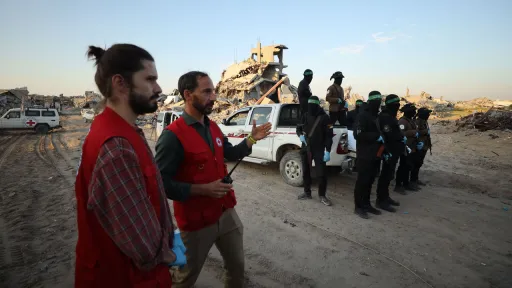 تل أبيب تجري محادثات بالقاهرة بشأن رفات آخر أسير وإعلام أمريكي: ترمب يعتزم الإعلان عن "مجلس السلام"