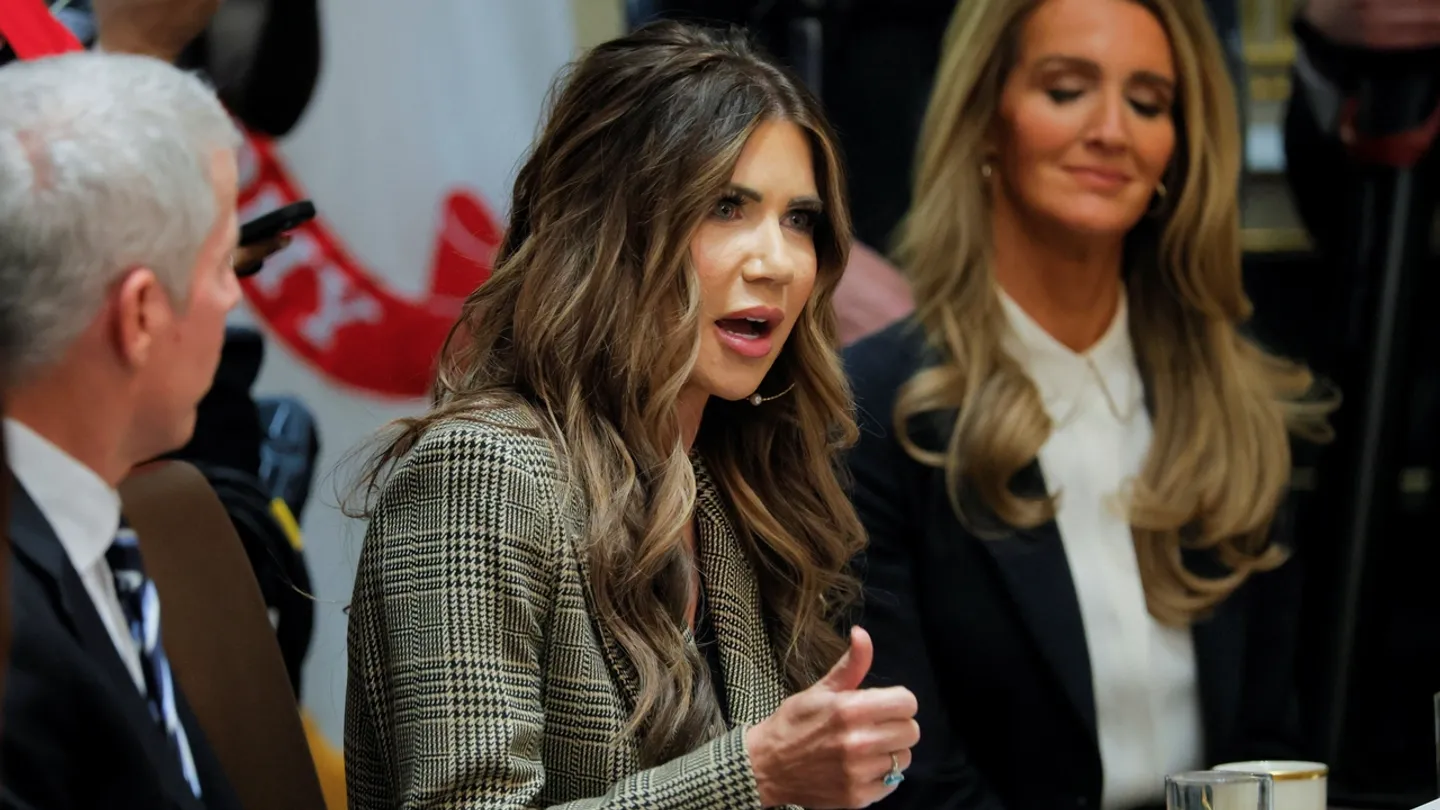 Administração Trump lança operações de imigração em Nova Orleans