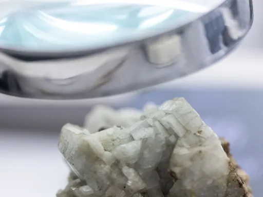 China simplifica licenças de exportação de terras raras