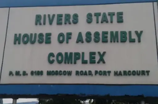 Kakakin Majalisar Jihar Ribas da wasu ‘yan majalisa 16 sun sauya sheƙa daga PDP zuwa APC