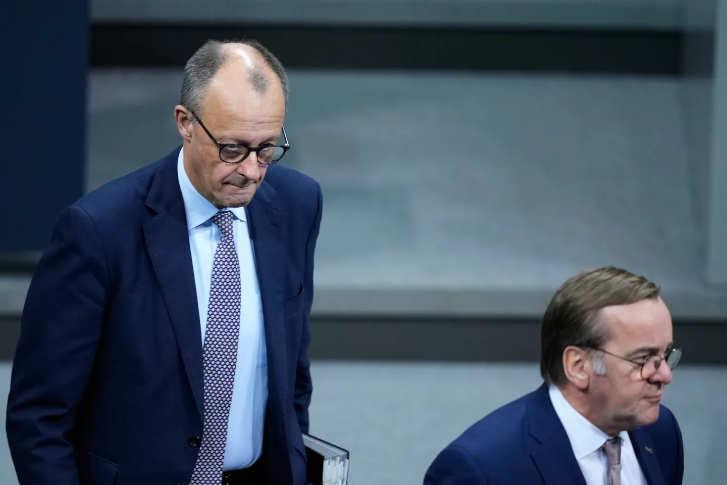 Druk op België neemt toe: Merz last spoedoverleg in met De Wever over Russische miljarden