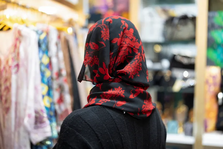 Somali businesses suffer in Minneapolis amid Trump's crackdown