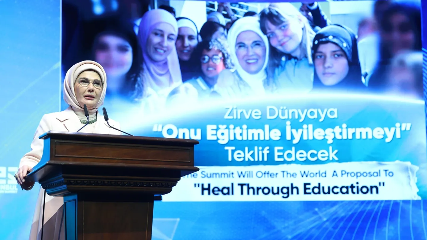 أمينة أردوغان: التعليم هو الدواء الوحيد القادر على تحسين العالم