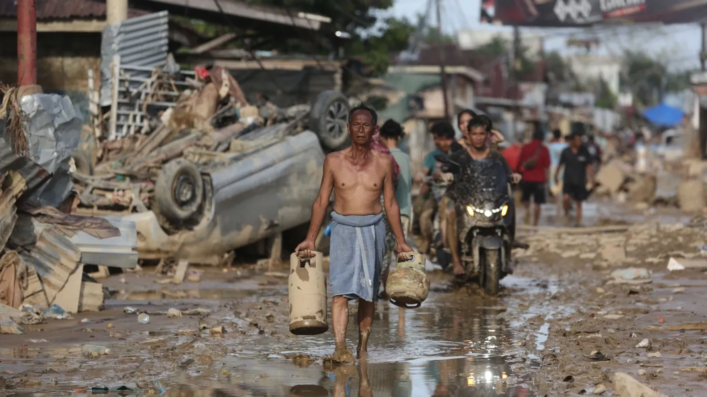 Cheias na Ásia: número de mortos supera os 1.500