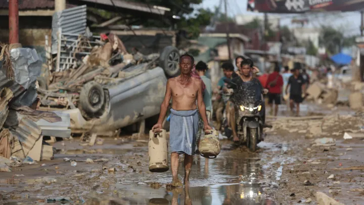 Cheias na Ásia: número de mortos supera os 1.500