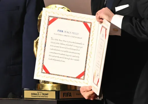 Trump asherehekea ushindi wa kwanza wa Tuzo ya Amani ya FIFA, akidai aliokoa 'mamilioni ya maisha'