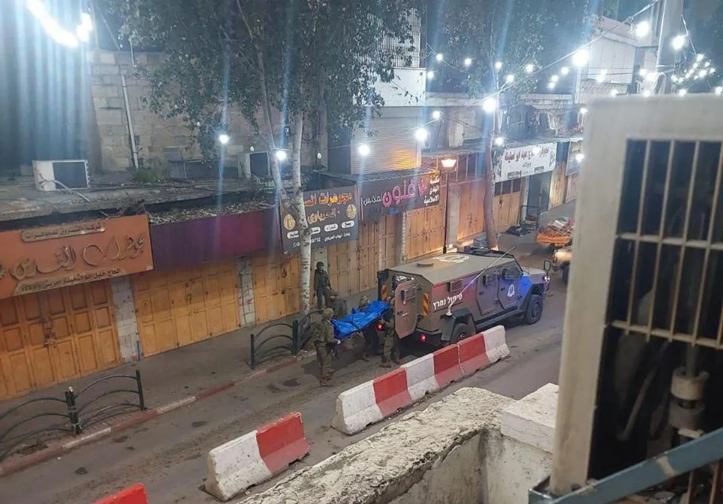 إصابات في القدس.. جيش الاحتلال يعلن قتل فلسطينيين اثنين قرب الخليل بزعم تنفيذهما عملية دهس