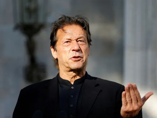 Pakistan court orders medics to examine Imran Khan after vision loss claim