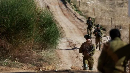 Израильские силы вошли в пригород Дамаска