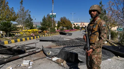 Pakistan-Əfqanıstan sərhədində atışma baş verib, həlak olanlar var