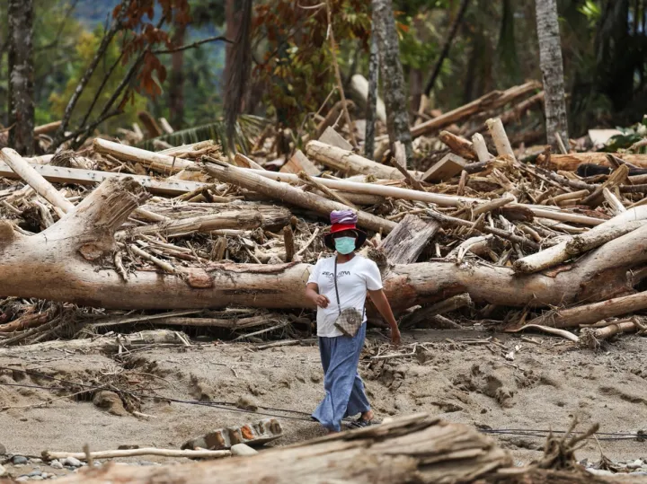 Aziyädäge su basuda ülüçelär sanı 1700dän arttı, yözlärçä keşene äle êzlilär