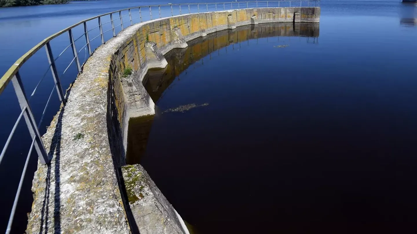 Россия повредила критически важную дамбу под Харьковом