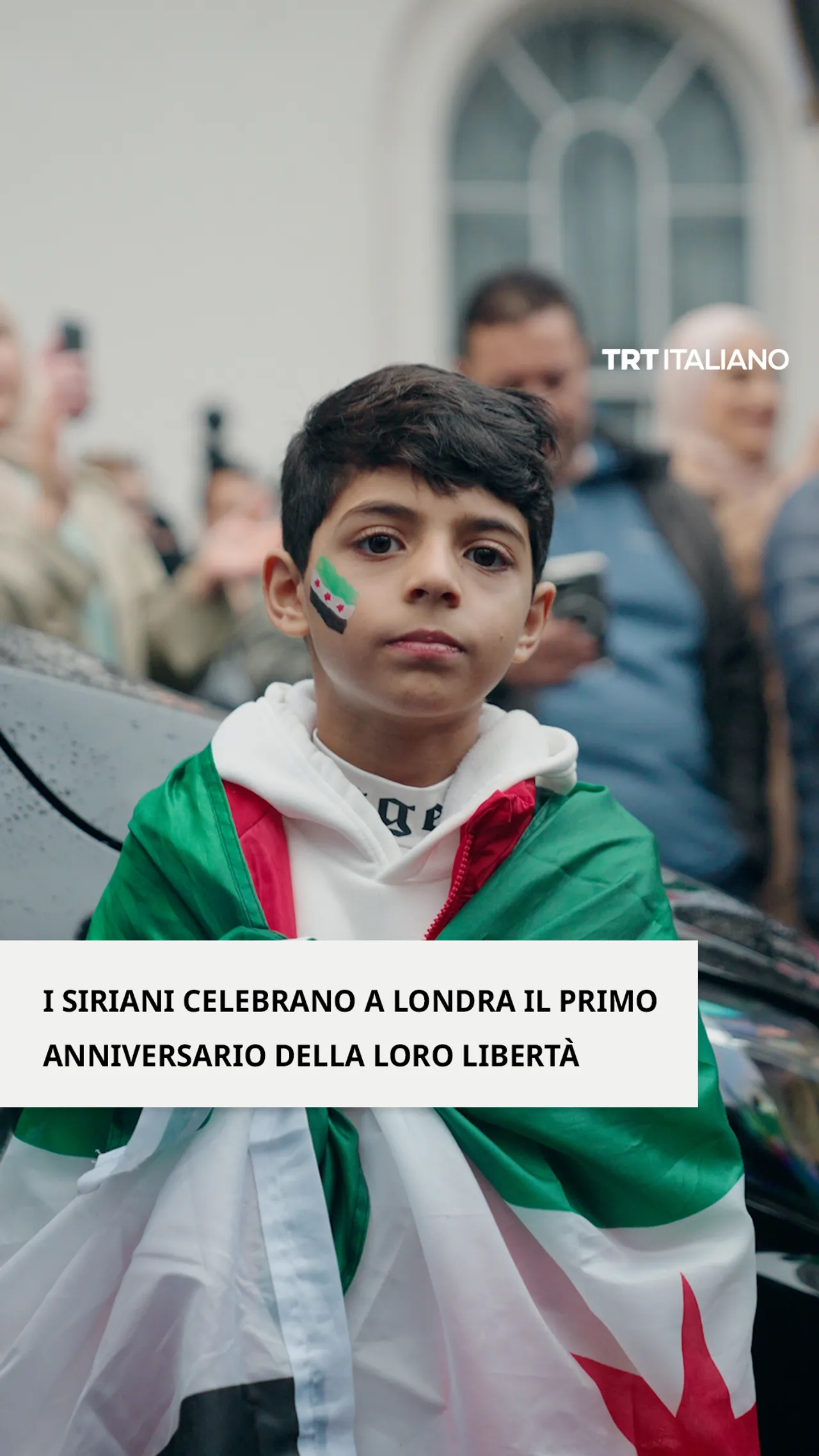 I siriani a Londra hanno celebrato il primo anno della libertà