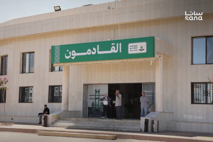 Godinu nakon pada Assadovog režima, 900.000 ljudi se vratilo u Siriju preko kopnenih prijelaza