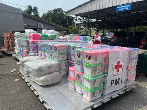 PMI kirim lebih dari 100 ton bantuan ke korban banjir dan longsor di Sumatera