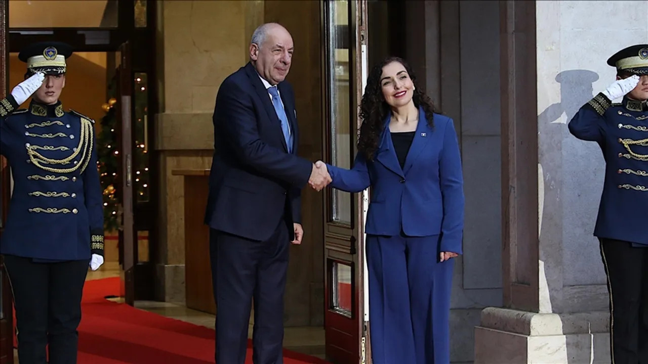 Presidentja Osmani priti homologun hungarez, Tamas Sulyok