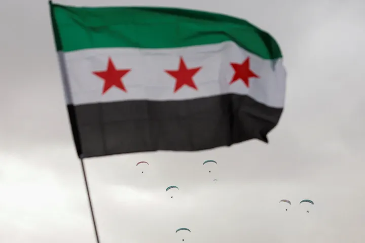 دول عربية ترحب باتفاق دمشق مع تنظيم "YPG" الإرهابي لوقف النار ودمجه ضمن مؤسسات الدولة