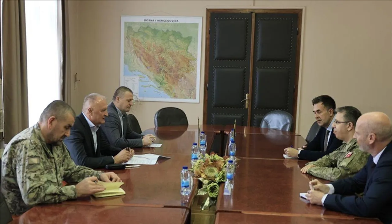 Helez i Turkgucu razgovarali o ključnim koracima na putu BiH prema punopravnom članstvu u NATO