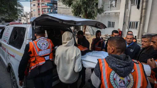 شهيدان في قصف إسرائيلي عنيف على غزة.. وجيش الاحتلال يرتكب 738 خرقاً لاتفاق وقف النار