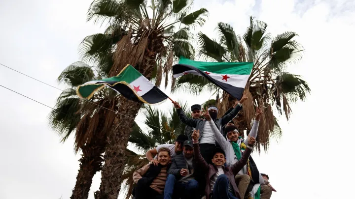 UE reitera apoio à Síria no primeiro aniversário da destituição de Assad