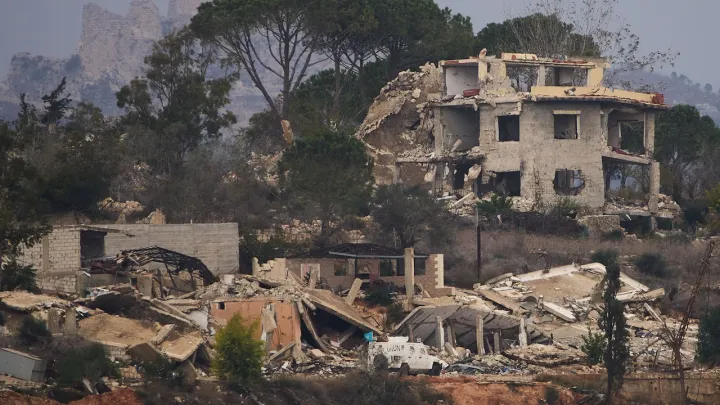 Exército israelita ataca o Líbano e alega visar infraestruturas do Hezbollah