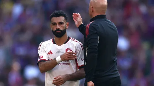 اسلوت: وضعیت آینده صلاح در لیورپول نامشخص است