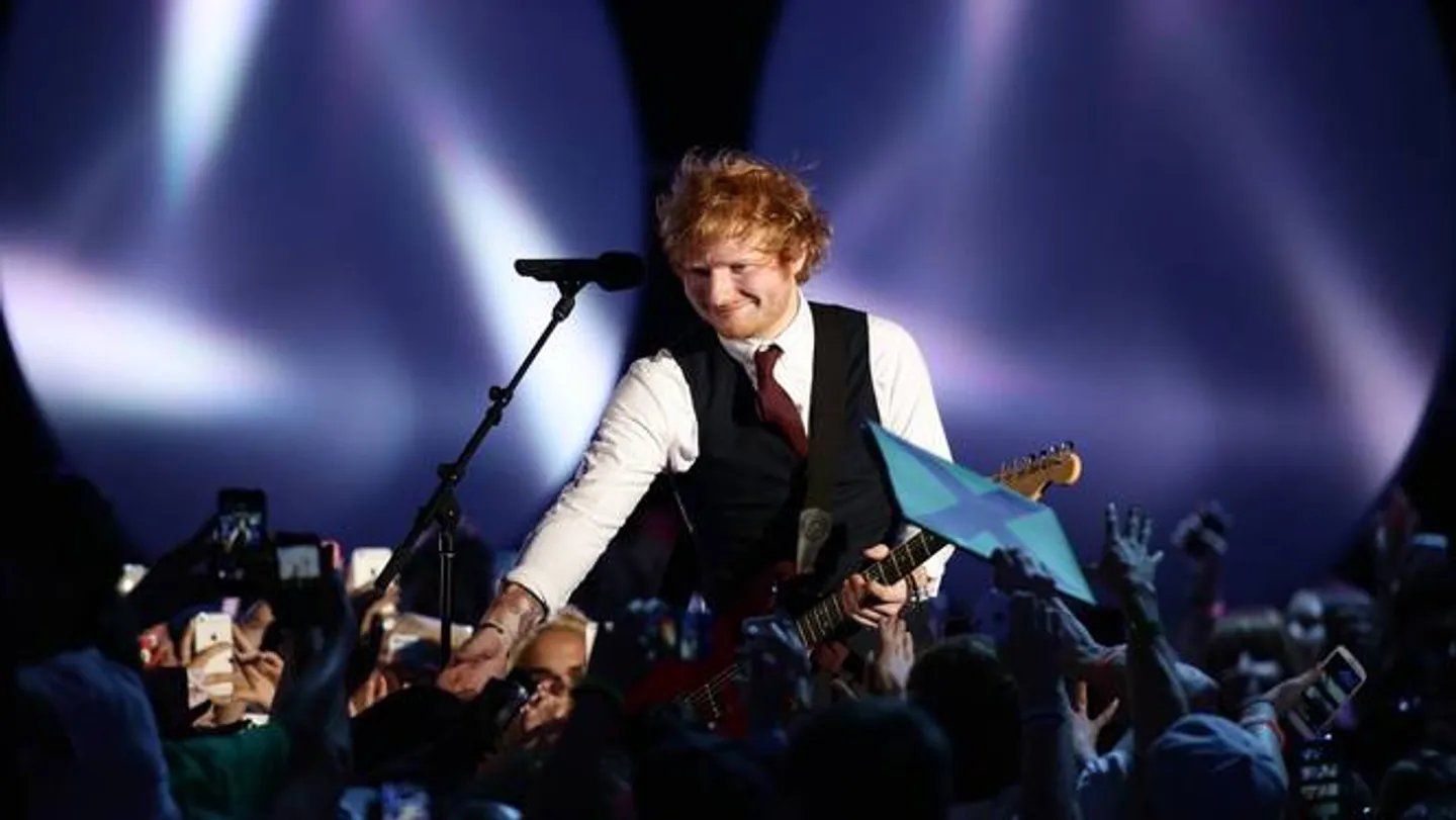 에드 시런, 모두가 '셰이프 오브 유'를 알고 있는 것은 아니다. 특히 벵갈루루 경찰들은 그렇다