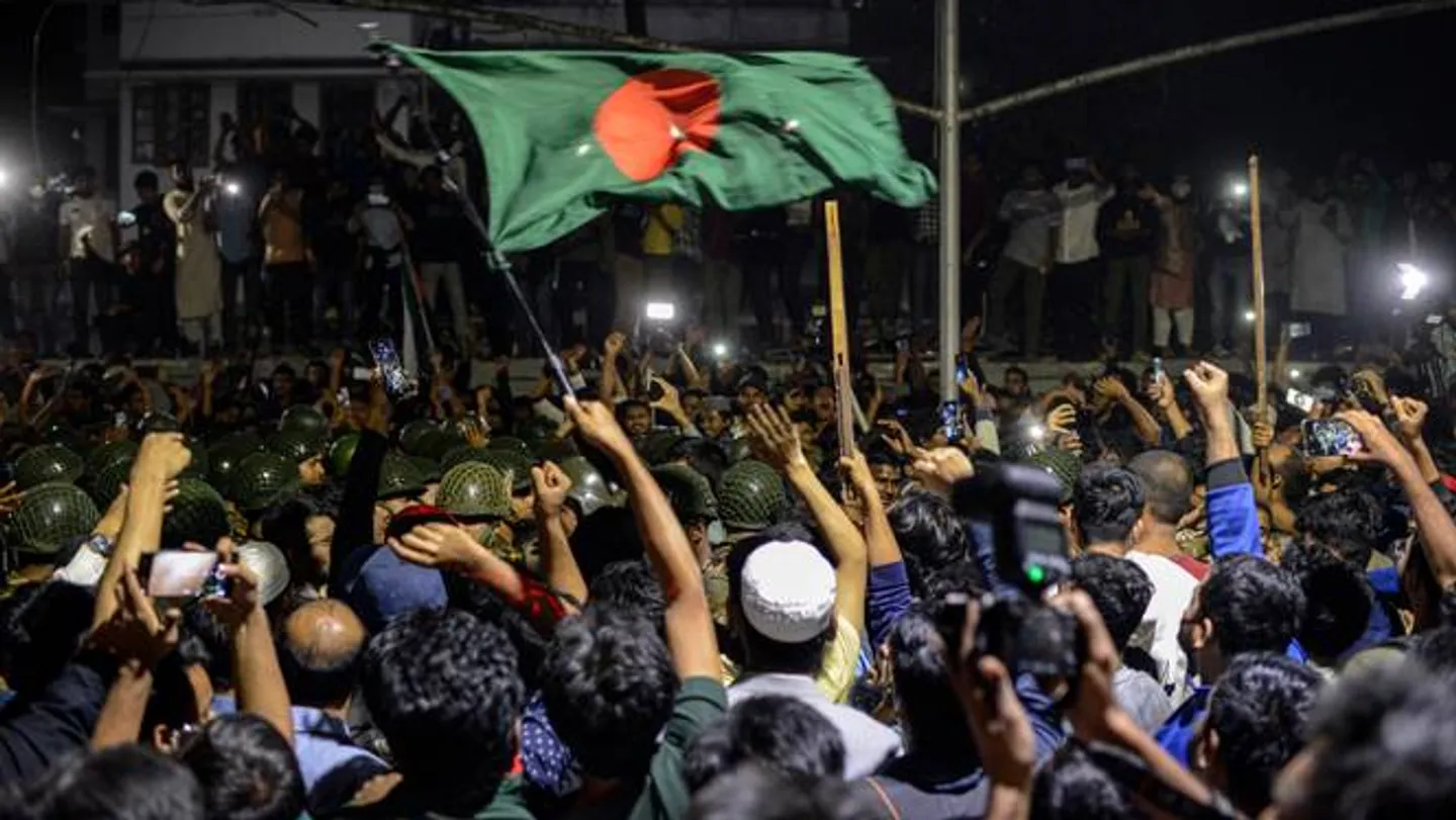 방글라데시, '악마 사냥 작전'에 따라 1,300명 이상의 하시나 지지자 체포