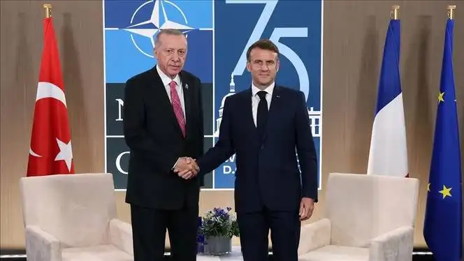 Sokongan Turkiye terhadap Syria diteruskan, kata Erdogan kepada Macron