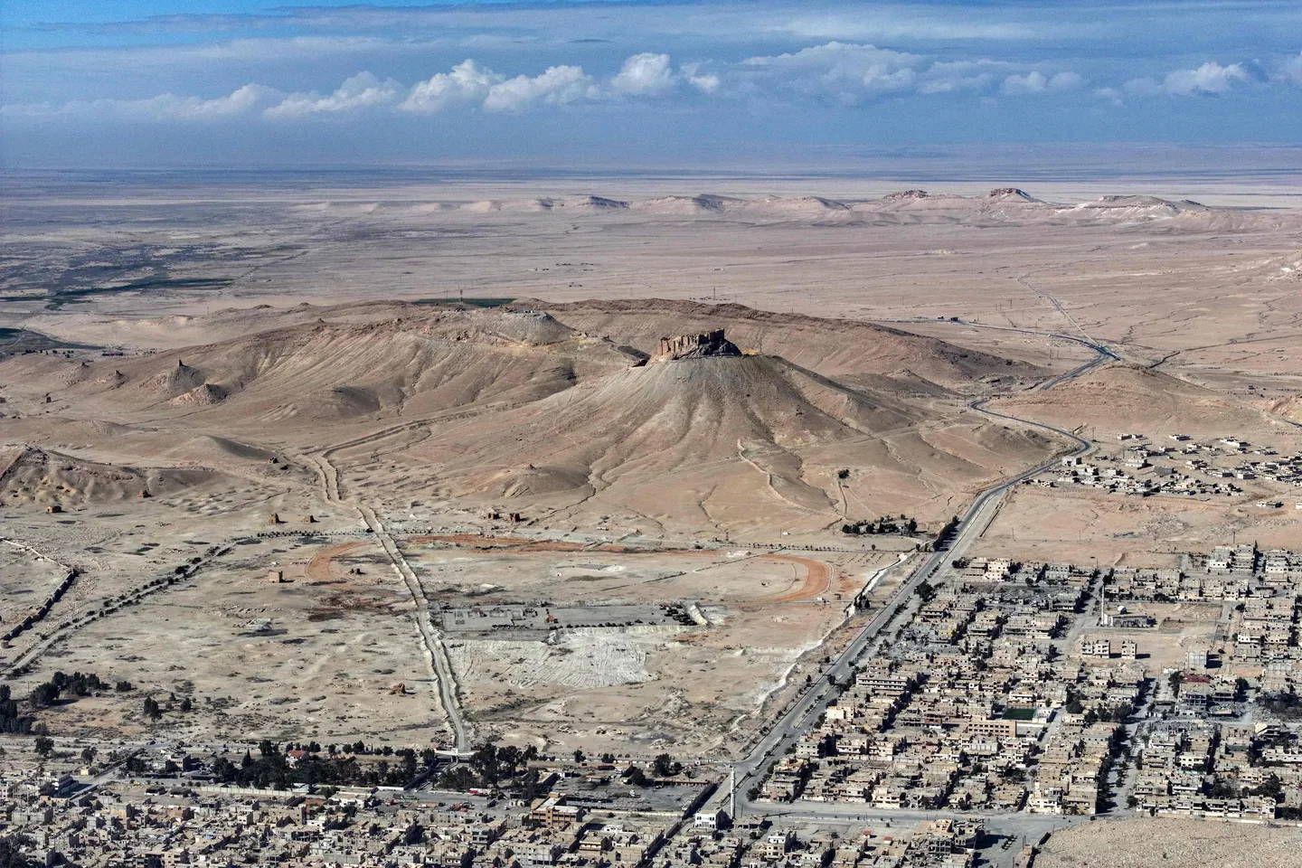 Syria launches security operation against DAESH cells in Homs countryside after deadly attack