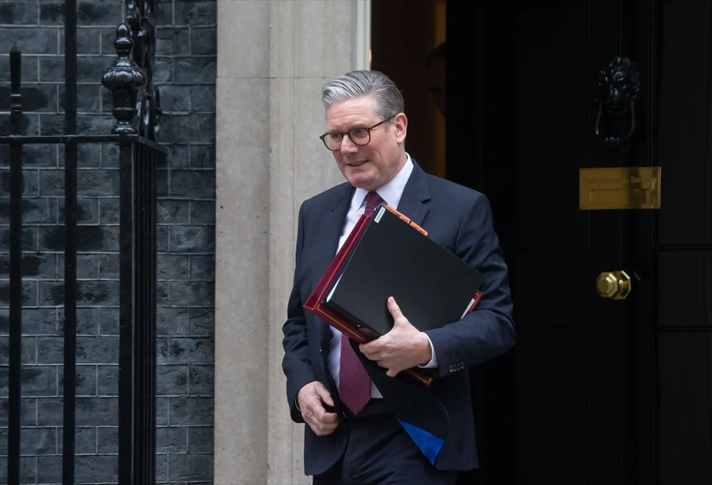 Böyekbritaniya prem’yer-ministrı Starmer Blêr çorı säyäsӓten yañadan qaytara