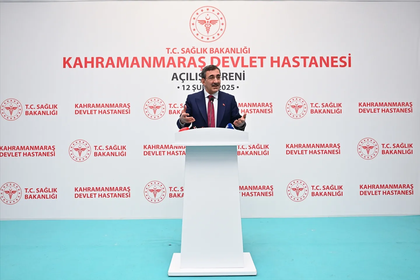 د تورکیې مرستیال ولسمشر : د ۲۰۱۷ کال راهیسې نږدې ۹۰۰ زره سوري کډوال خپل هیواد ته ستانه شوي