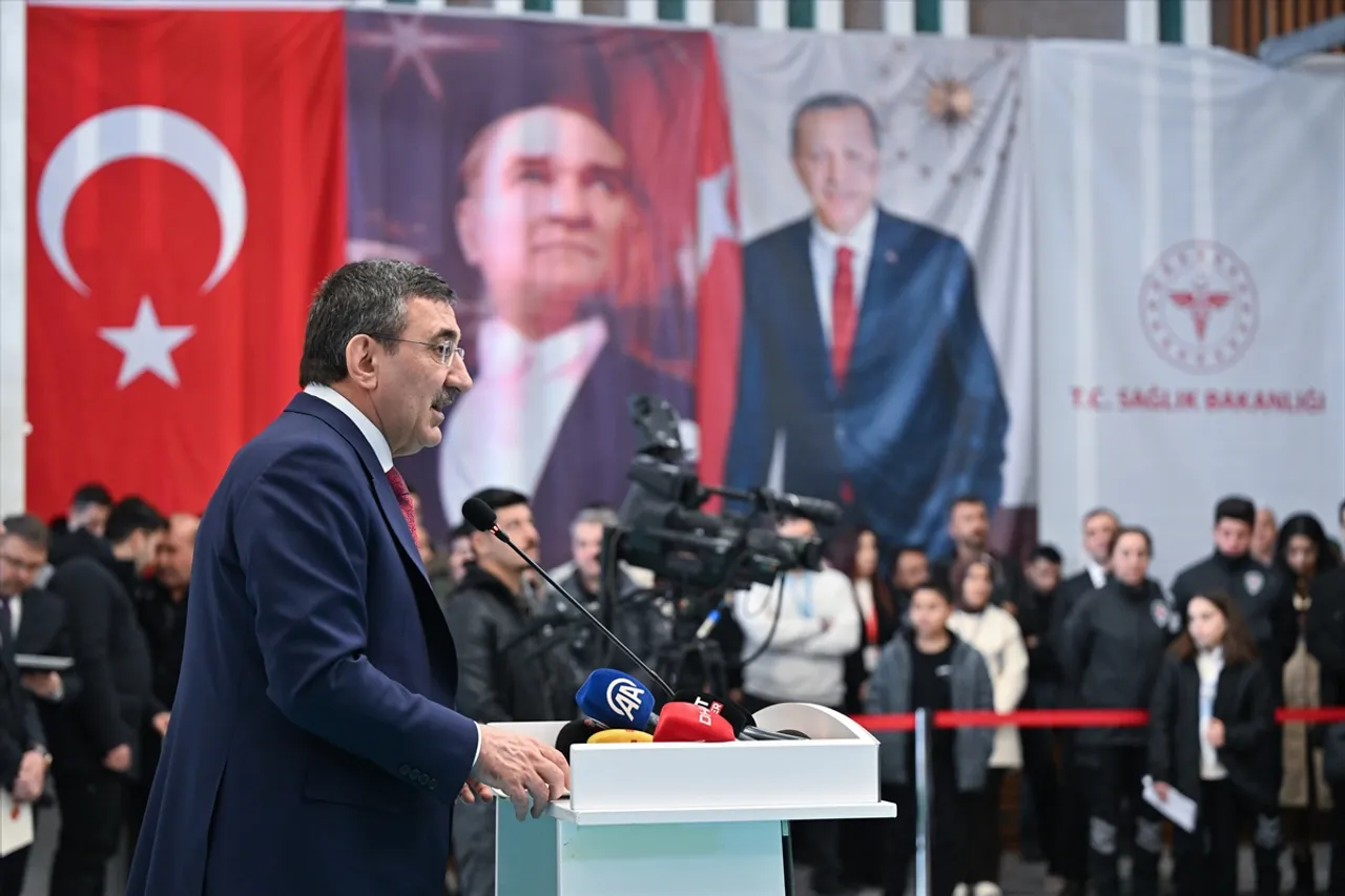 Yilmaz: 2017 - yildan beri Turkiyada jon saqlagan suriyalik 885 ming 642 kishi o‘z yurtiga qaytdi