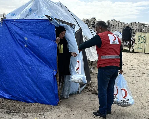 Bisha Cas ee Turkiga oo gargaar cunto u qaybisay in ka badan 1,000 qoys oo barakacayaal ah: Suudaan