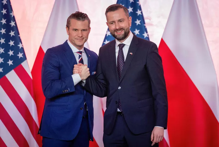 Szef MON odpowiada na krytykę prezydenta ws. relacji z USA