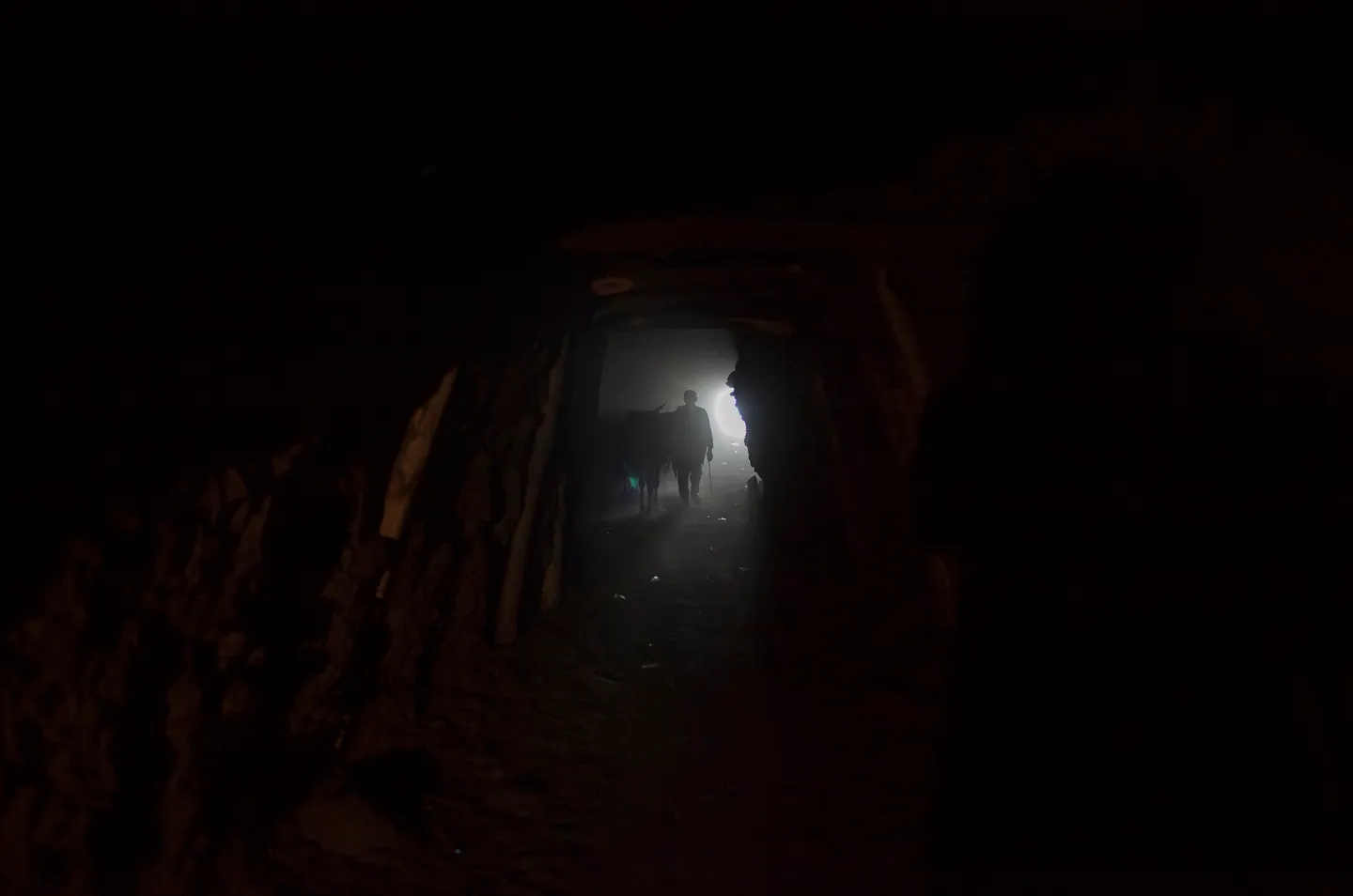 Przydrożna bomba zabija górników w południowym Pakistanie