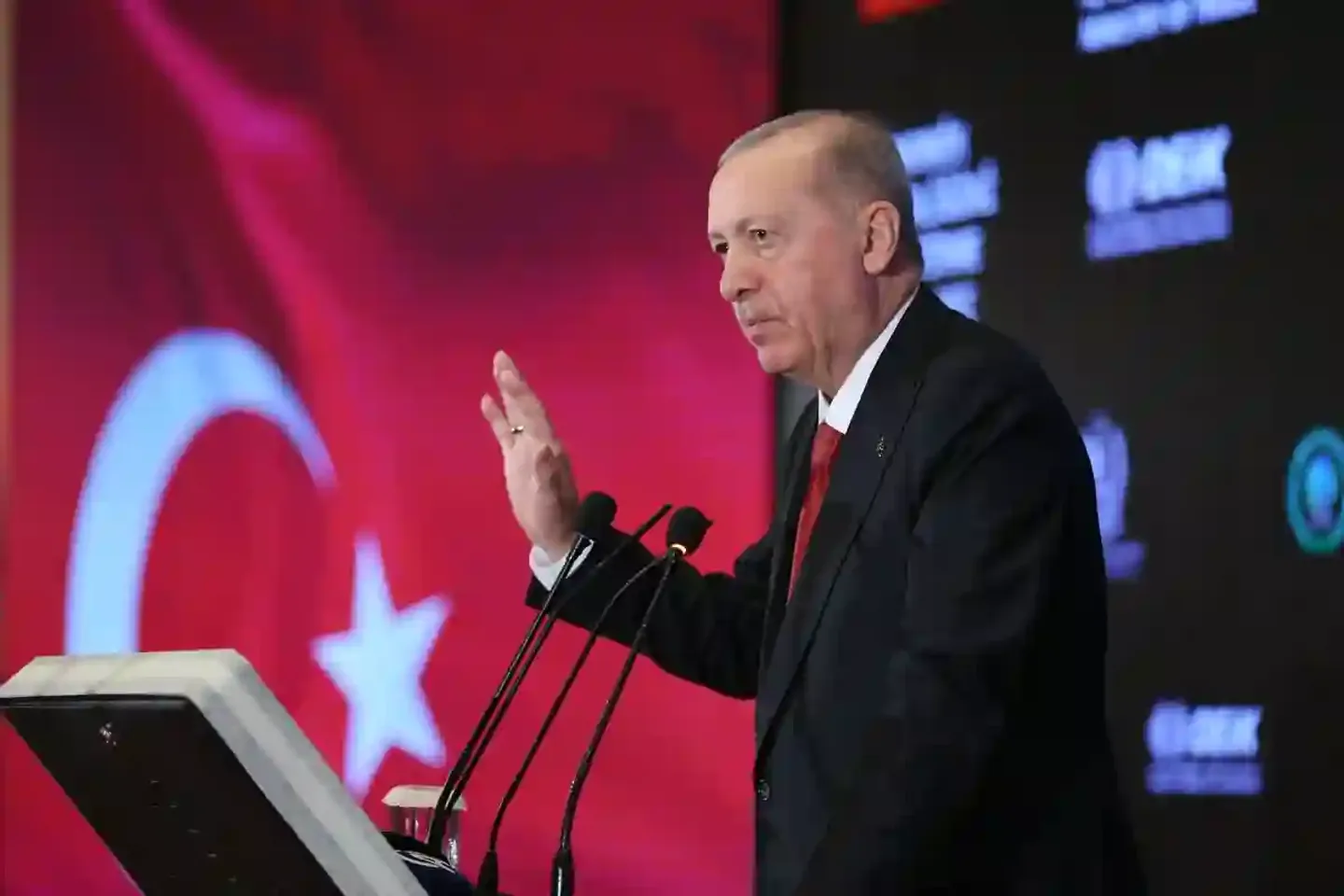ولسمشر اردوغان: موږ په لبنان کې د اوربند څخه خوښ یو