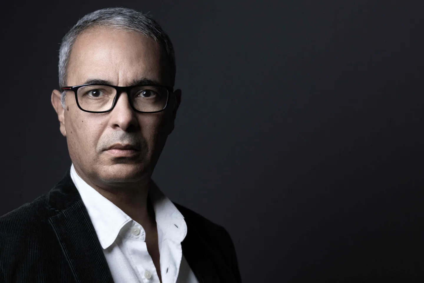 L’écrivain Kamel Daoud visé par deux mandats d’arrêt internationaux