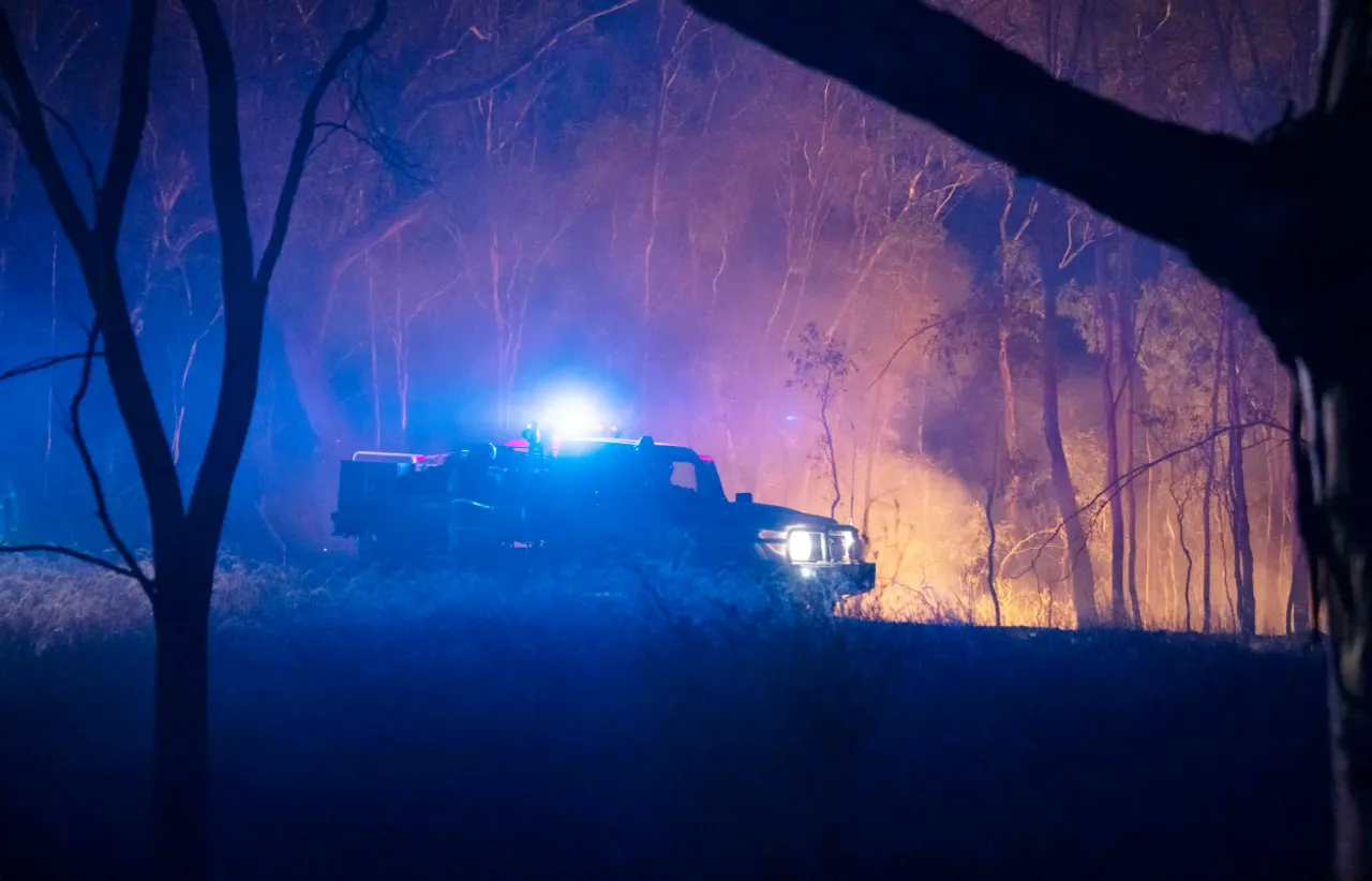 د آسترالیا په جنوب ختیځ کې په ځنګلونو کې د اور لګېدونو له امله پراخې سیمې سوځيدلي دي