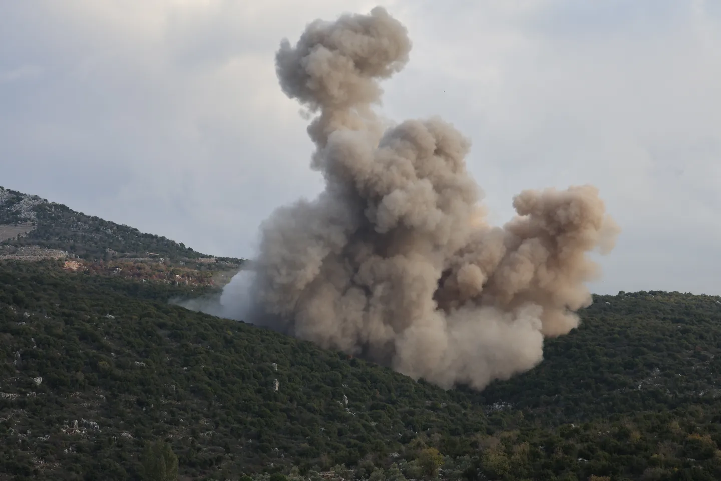 وسط خروقات إسرائيلية جديدة.. الجيش اللبناني: استمرار الاعتداءات تهديد لاستقرار البلاد والمنطقة