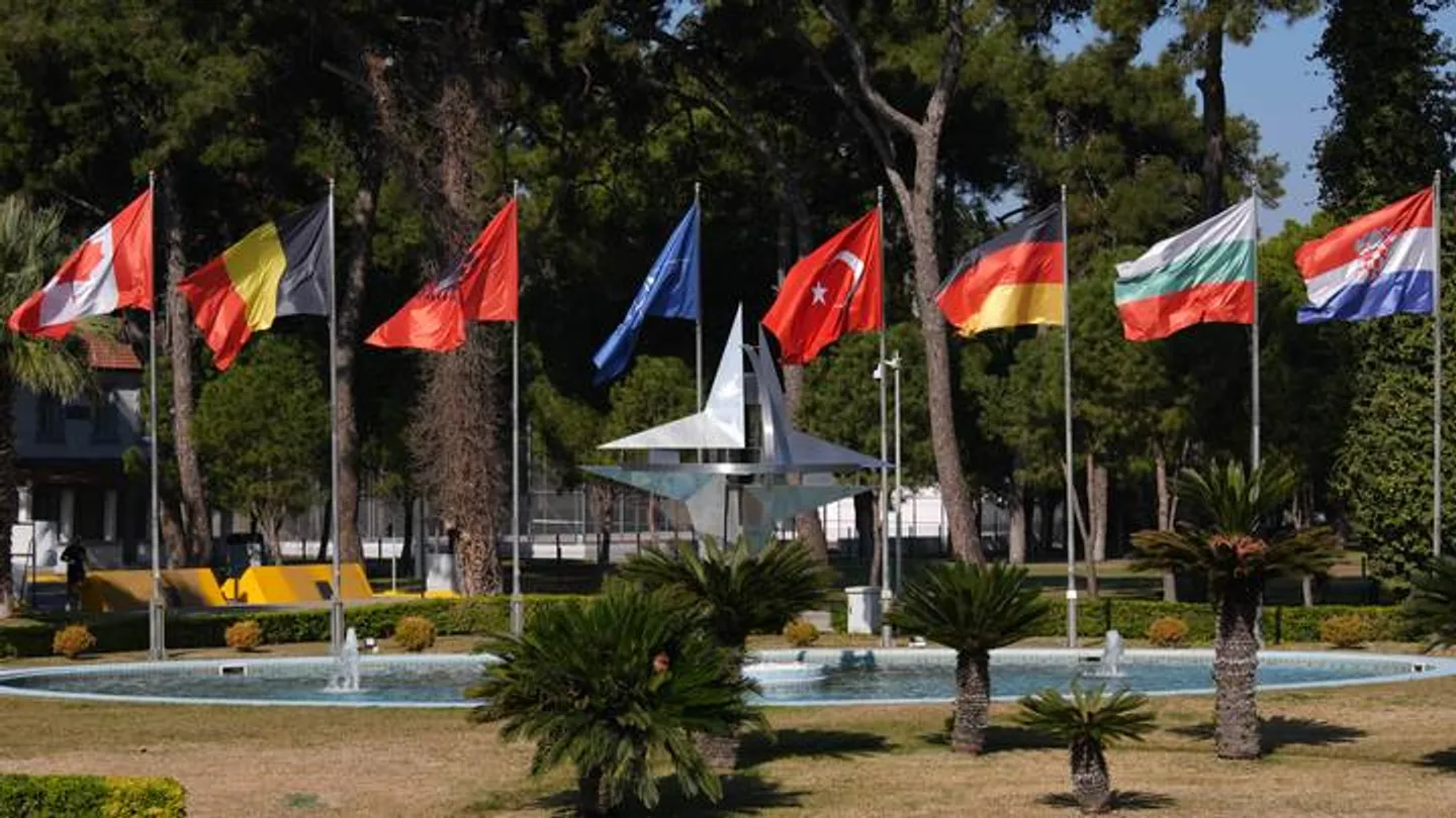 73 عاماً من من العطاء والإسهامات.. تركيا تحيي ذكرى انضمامها إلى الناتو