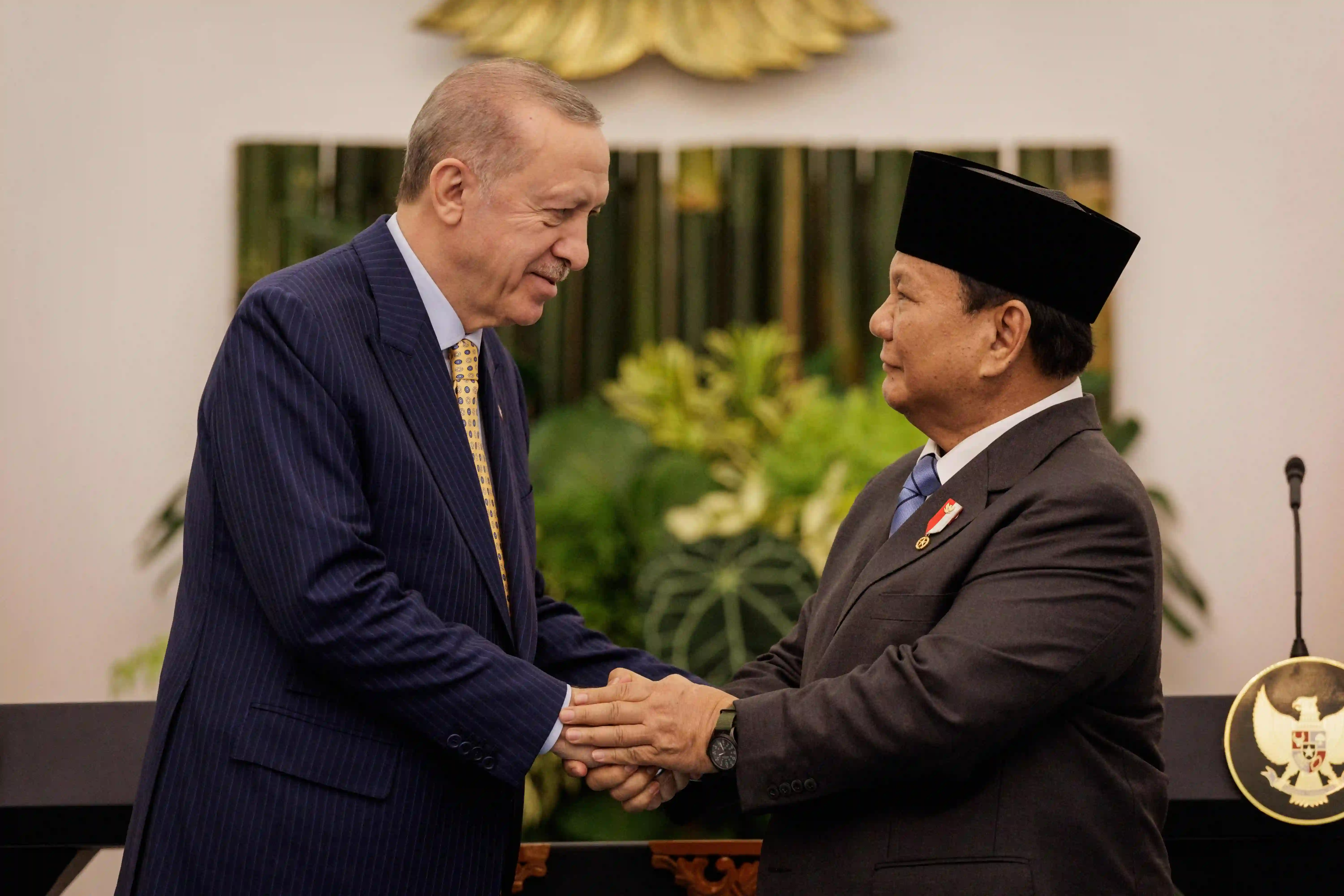 Turkije en Indonesië richten zich op strategische defensiebanden tijdens bezoek Erdogan