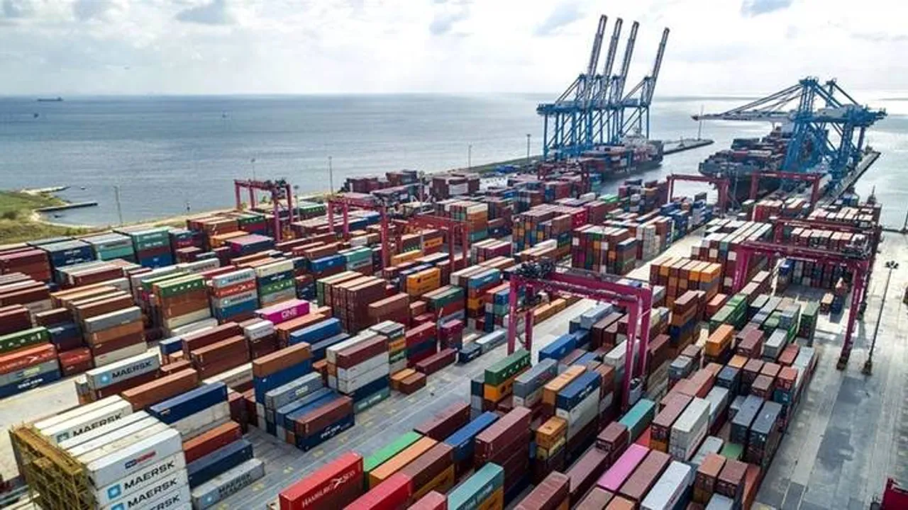 متجاوزة 21 مليار دولار.. صادرات تركيا ترتفع 1.5% في فبراير الماضي